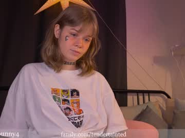 webcam girl tendertainted today image #1012460
