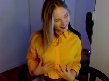 webcam girl sweetiekittyy today image #427527
