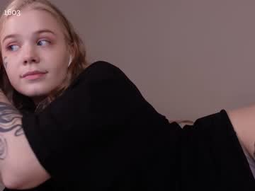 webcam girl tendertainted today image #2673630
