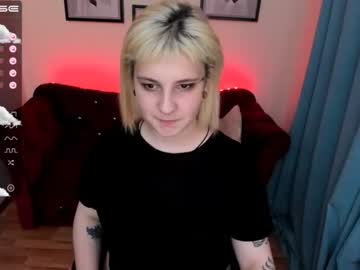 webcam girl yolandi_toit today image #2172405