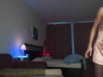 webcam girl peachcreamcouple today image #2957667