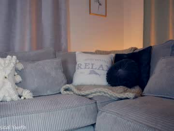 webcam girl x_lily_x today image #1361639