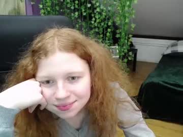 webcam girl molly_redhead today image #885822