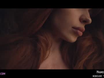 webcam girl lucieoude_ today image #1614436