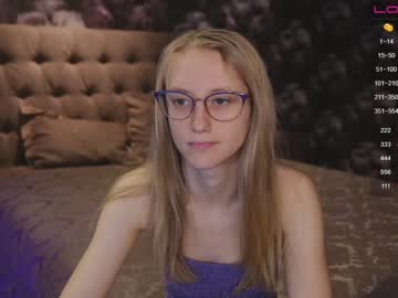 webcam girl angeellina today image #1196971