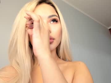 webcam girl bae_suz today image #253179