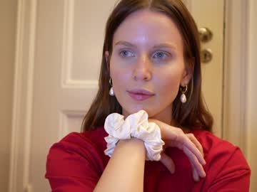 webcam girl ellaa91 today image #2910344