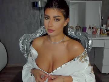 webcam girl moniqueeass today image #190215
