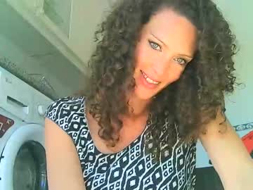 webcam girl milflucy today image #1509602