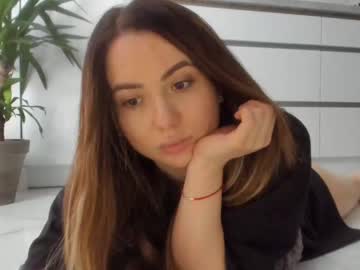 webcam girl meryfoxxx today image #2342325
