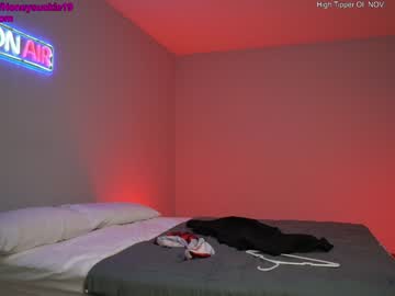 webcam girl 19honeysuckle today image #3027364