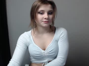 webcam girl relax_nina today image #948236