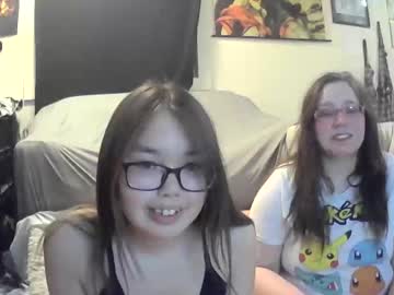 webcam couple neopolotinsakura420 today image #3645970