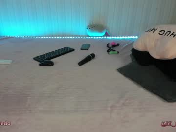 webcam girl lili_and_niki today image #2595687