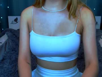 webcam girl heart_selena today image #3962448