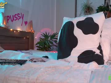 webcam girl _deepthroatgalactica today image #3705196