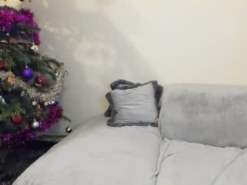 webcam girl emilymilf__ today image #3432025