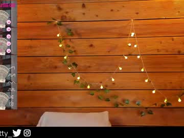 webcam girl lit1le_kitty_ today image #2874651