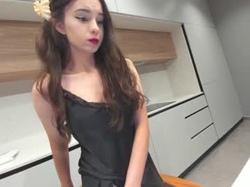 webcam girl ehotlovea today image #3629811