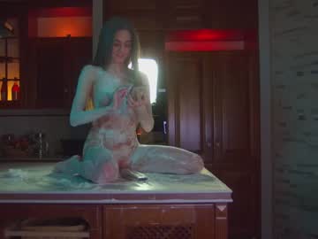 webcam girl lettymoa today image #1003194