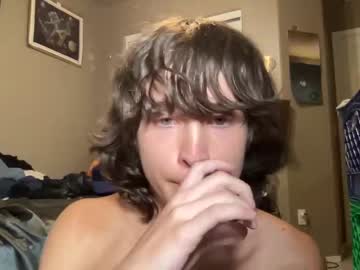 webcam man jungleliving333 today image #1585103