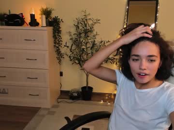 webcam girl ella_flar_ today image #2802237