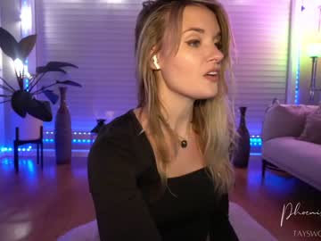 webcam girl phoenix_taylor today image #945895