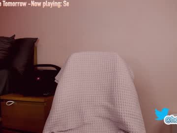 webcam girl hollyextra today image #2119863