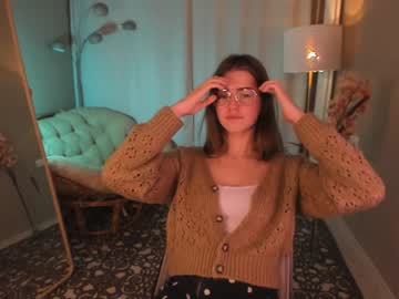webcam girl zlata_luna today image #352845