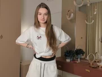 webcam girl loradutt today image #4070328
