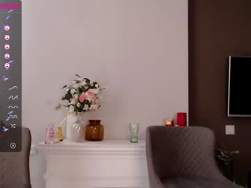 webcam girl small_blondee today image #1767525