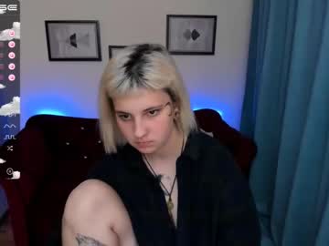 webcam girl yolandi_toit today image #2296683
