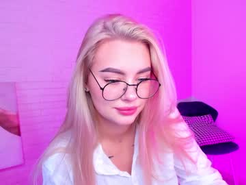 webcam girl 8a8y_nura today image #1399388