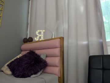 webcam girl roberta_lipa today image #2752239