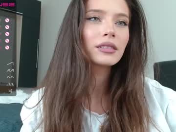 webcam girl isia_slay today image #2067884