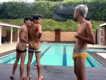 webcam man frat_house today image #1259752