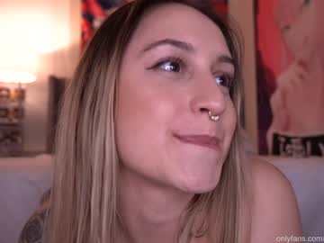 webcam girl petite_fuck today image #3652314