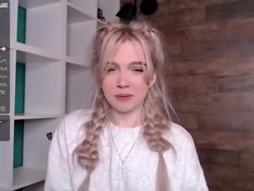 webcam girl small_blondee today image #1559332