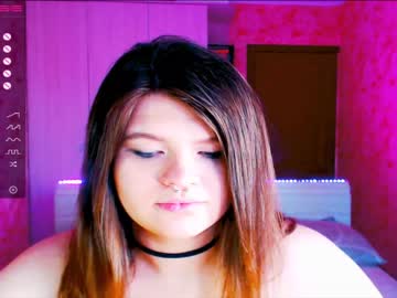 webcam girl _sofaluv_ today image #2082731