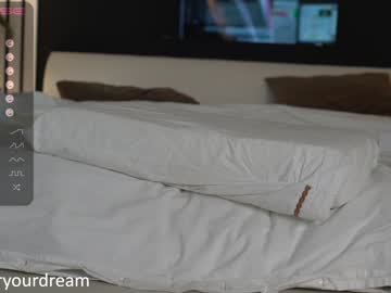 webcam girl dovia today image #2330612
