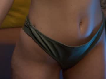 webcam girl yours_lola today image #1337219