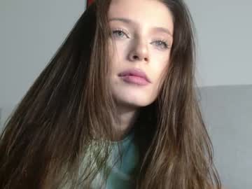 webcam girl isia_slay today image #2329487