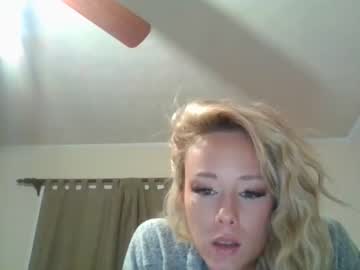 webcam girl scarlettesin today image #852389