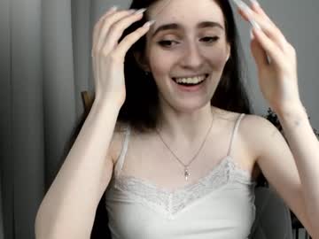 webcam girl lisawoo today image #3757389