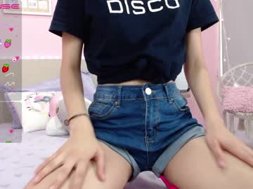 webcam girl little_effy18 today image #1891943