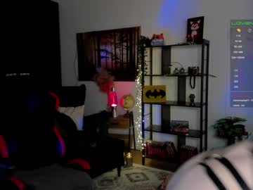 webcam girl kimilee22 today image #1389754