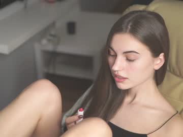 webcam girl hoolybunny today image #224564