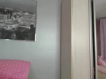 webcam girl _mito_69 today image #3644491