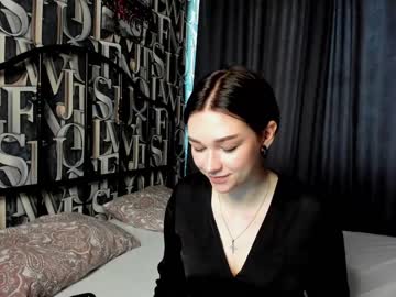 webcam girl carolyn_white today image #1686100