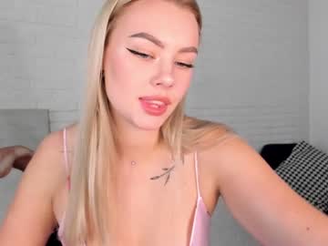 webcam girl 8a8y_nura today image #867223